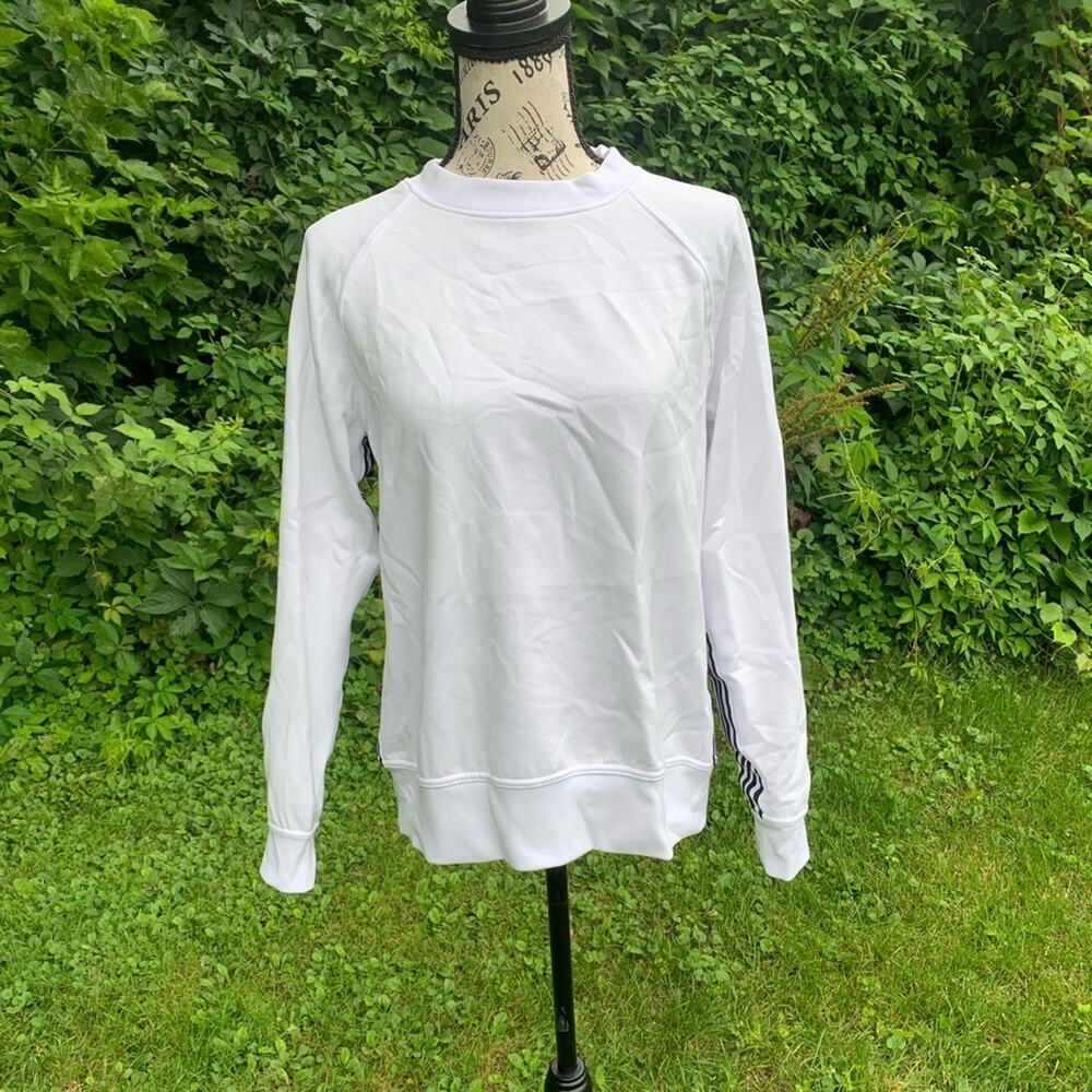 NWOT Avia Boys white sweatshirt with black stripes
